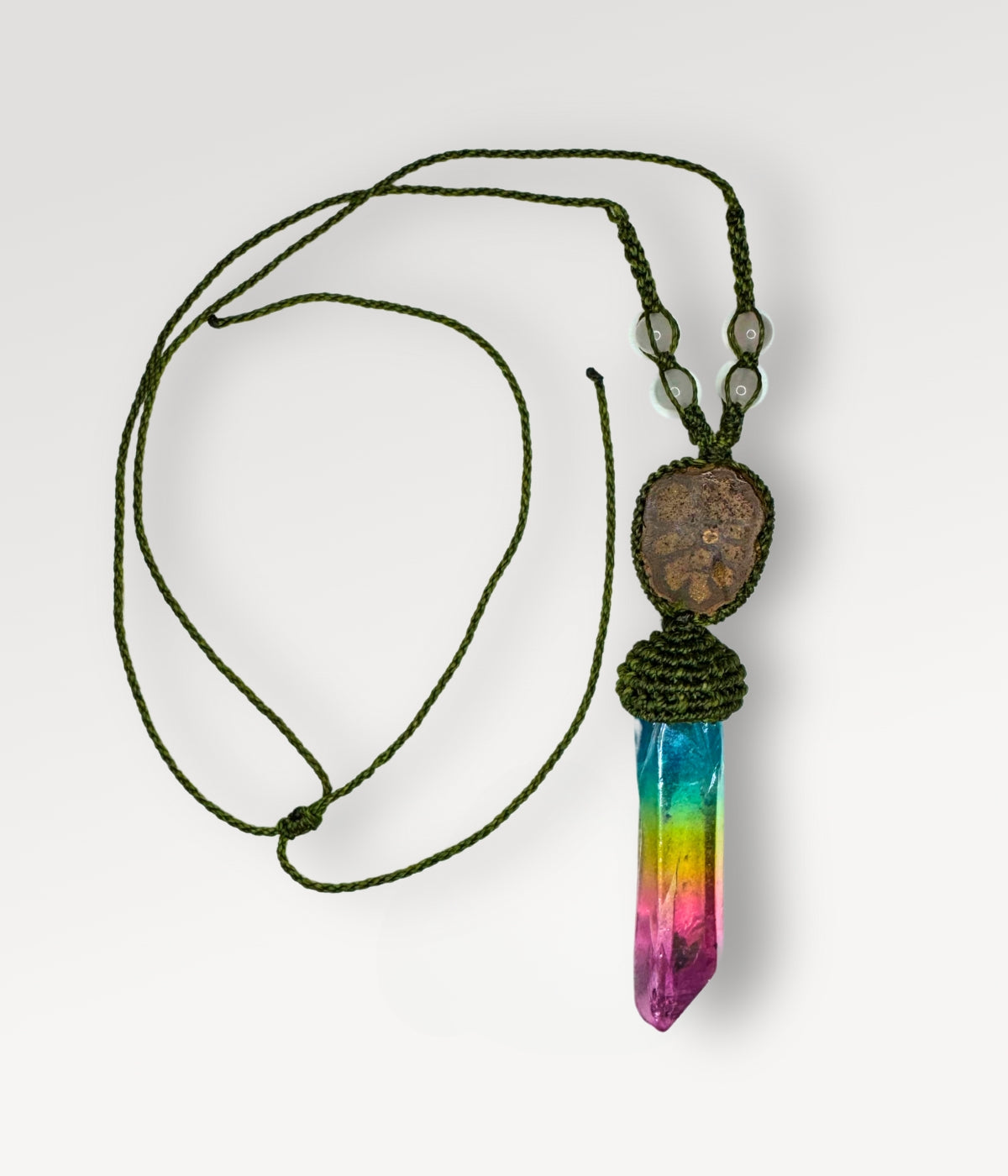 Colier Ancestral cu Lemn de Ayahuasca și Agat tricolor
