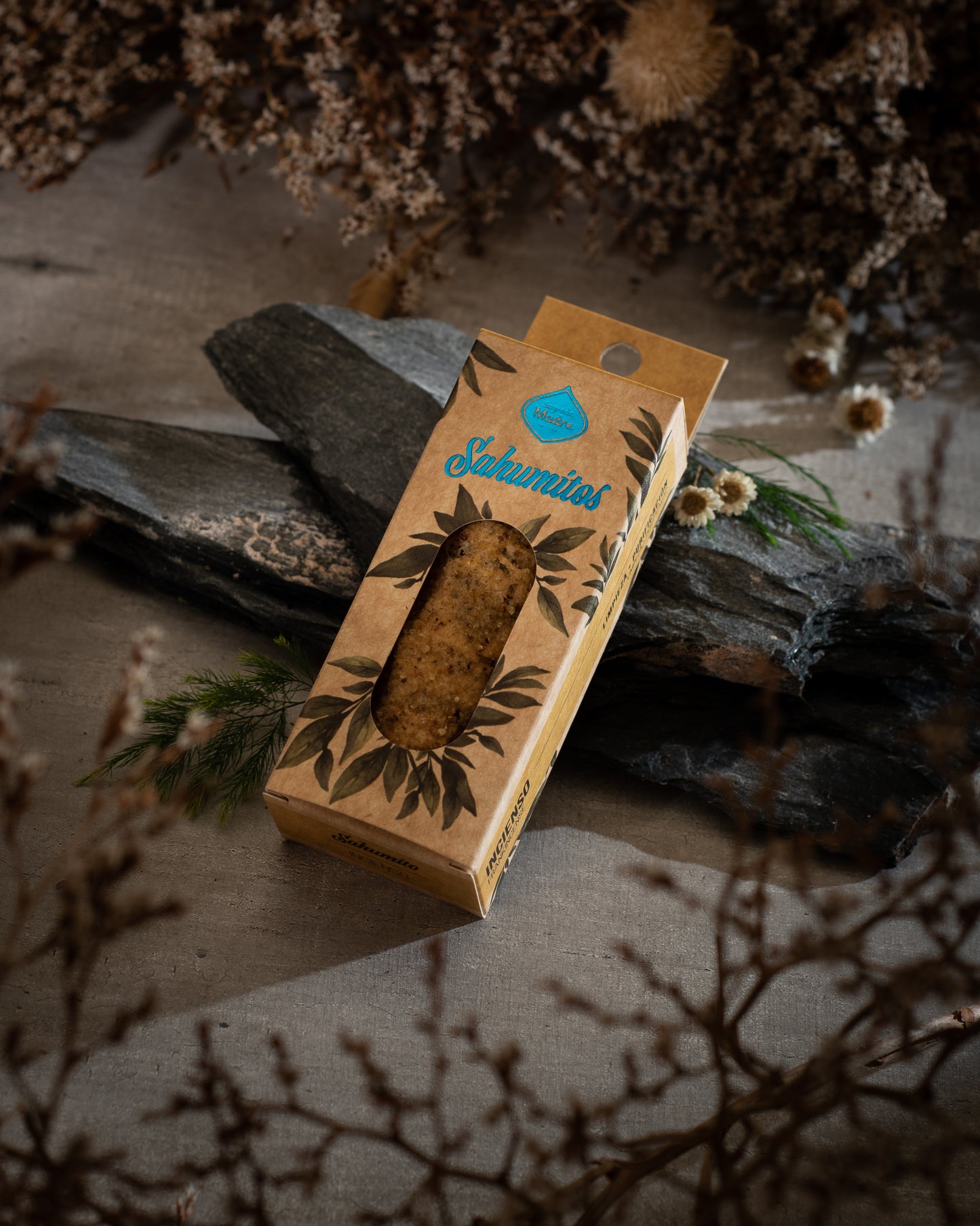 Baghetă S de smudging cu Tămâie pentru curățare energetică și purificare (SAGRADA MADRE – Sahumito)