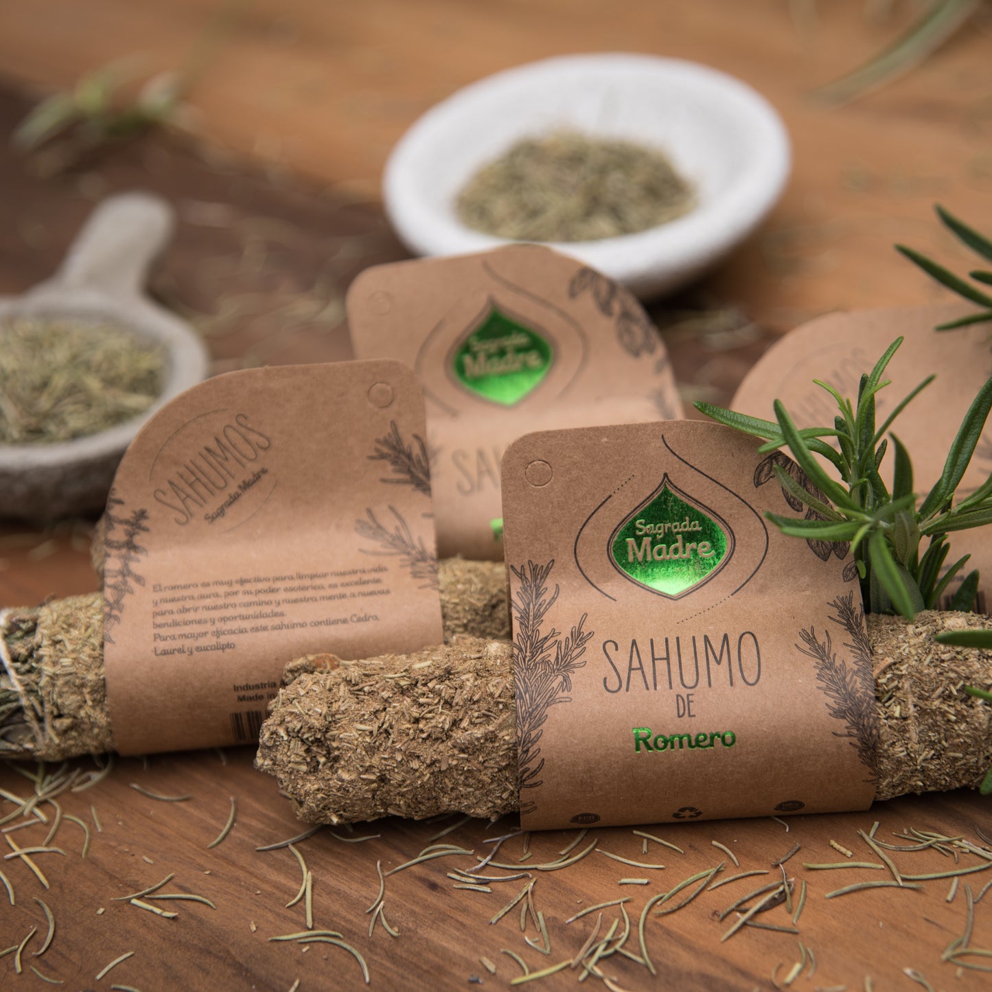Baghetă de smudging cu Rozmarin pentru claritate mentală și curățare spirituală (SAGRADA MADRE – Sahumos)