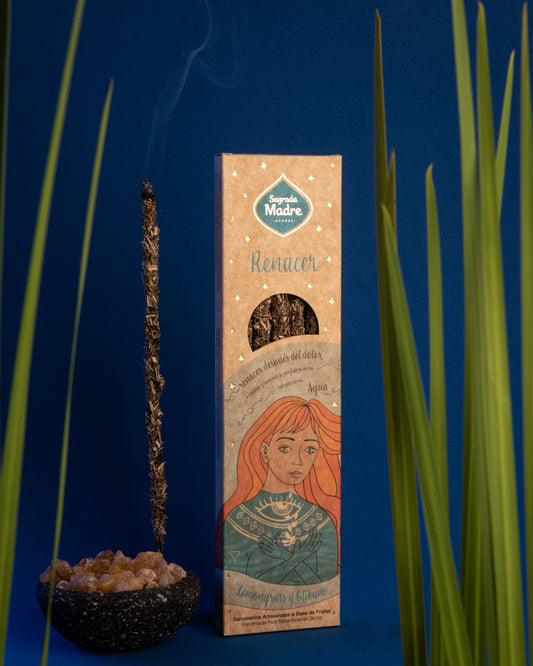 Bețișoare parfumate APĂ cu Tămâie și Lemongrass pentru renaștere emoțională (SAGRADA MADRE – 5 elemente)