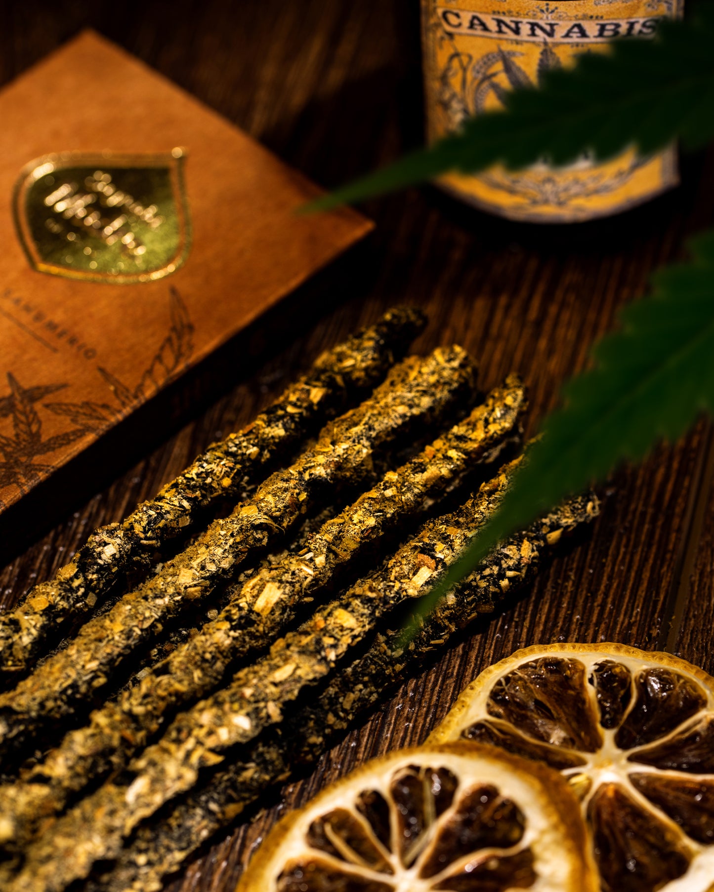 Bețișoare parfumate Lemon Haze cu citrice și flori pentru creativitate și energizare (SAGRADA MADRE – Cannabis)