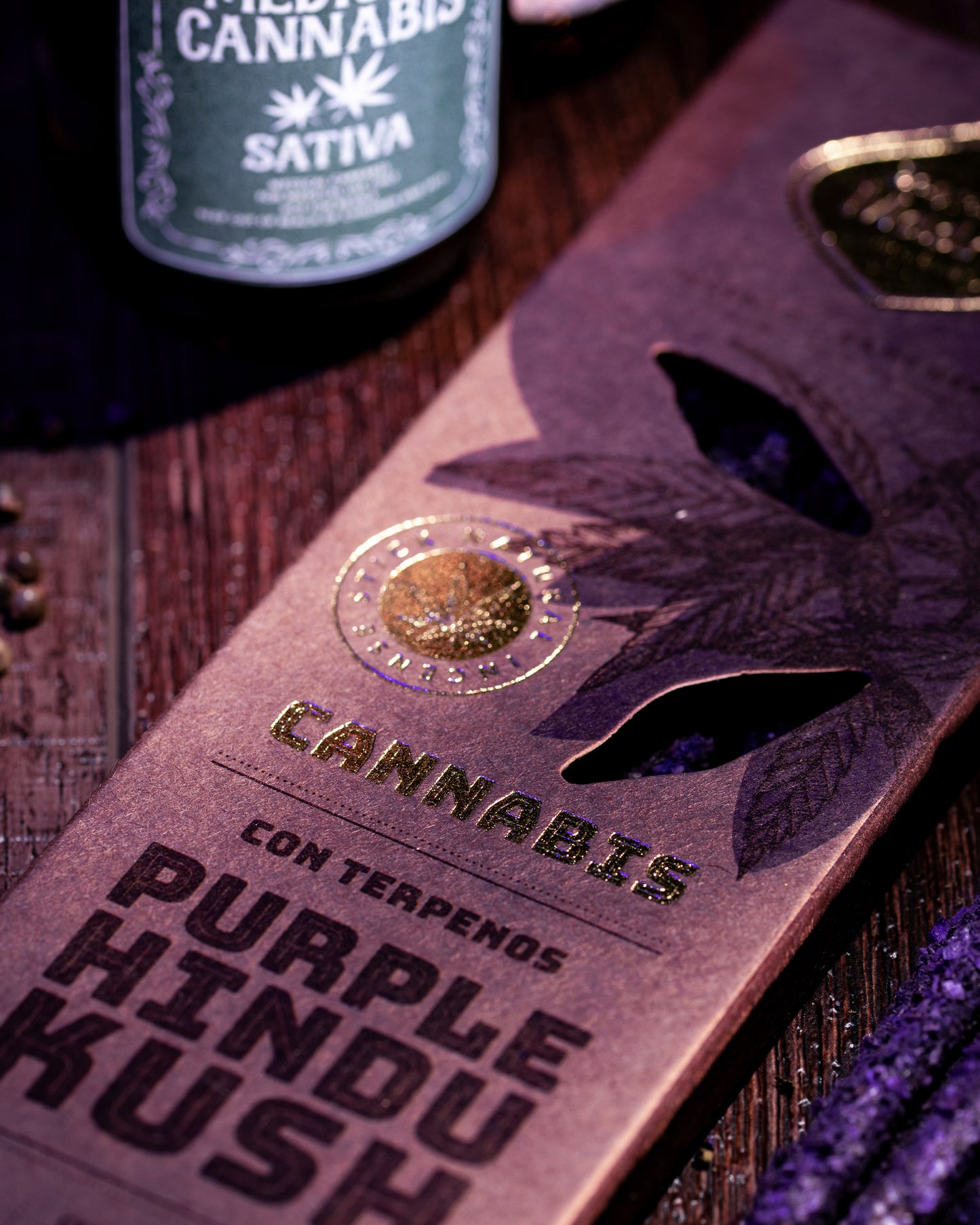 Bețișoare parfumate Purple Hindu Kush cu cireșe și migdale pentru relaxare (SAGRADA MADRE - Cannabis)