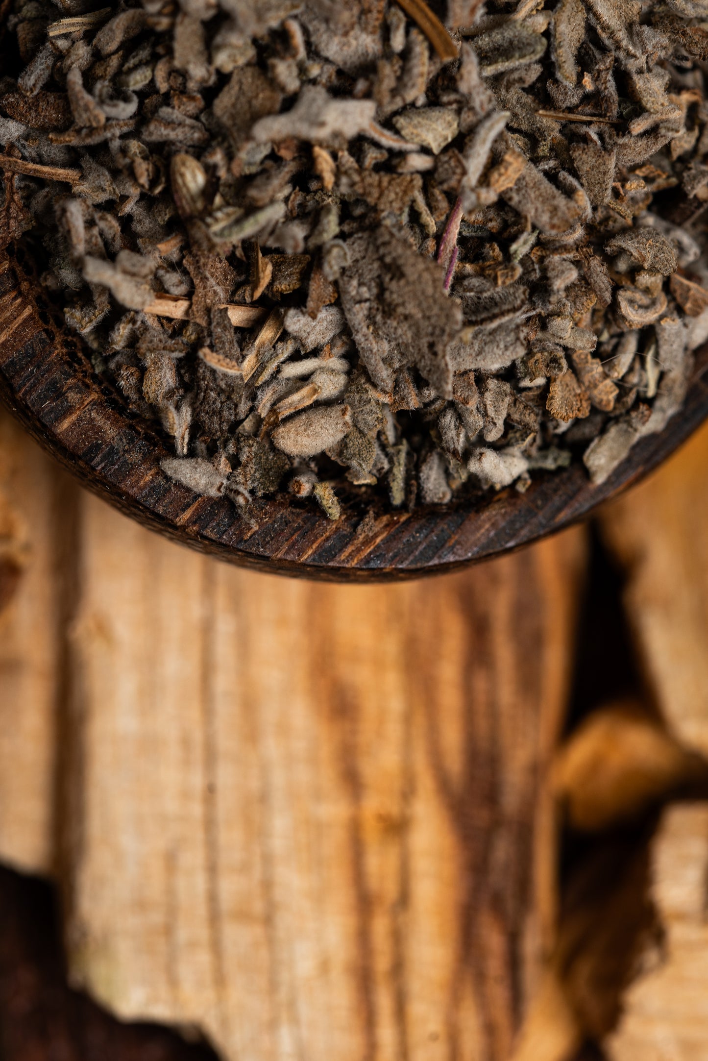 Bețișoare parfumate cu Palo Santo și Salvie pentru curățare energetică și purificare (SAGRADA MADRE – Palo Santo Linea)