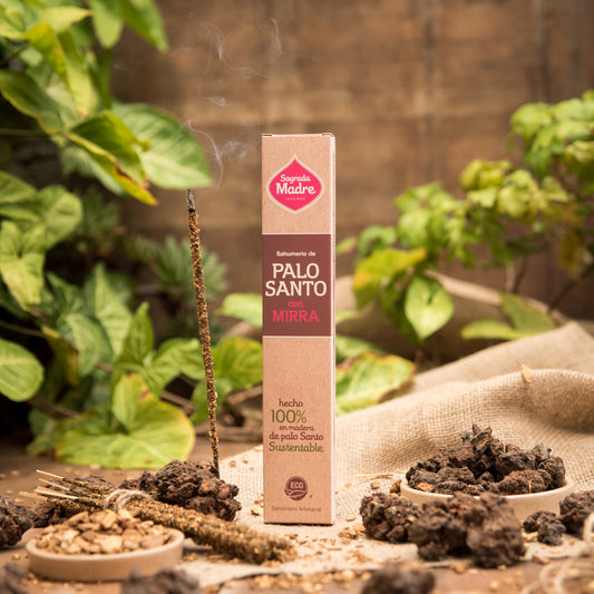 Bețișoare parfumate cu Palo Santo și Smirnă pentru vindecare și protecție (SAGRADA MADRE – Palo Santo Linea)