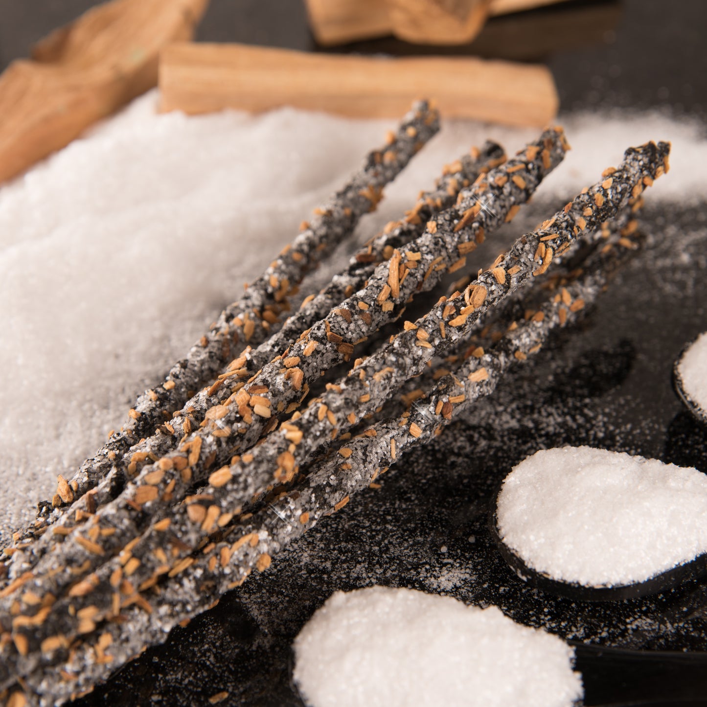 Bețișoare parfumate cu Palo Santo și Yagra pentru deblocarea fluxului de bani și abundență (SAGRADA MADRE – Palo Santo Linea)