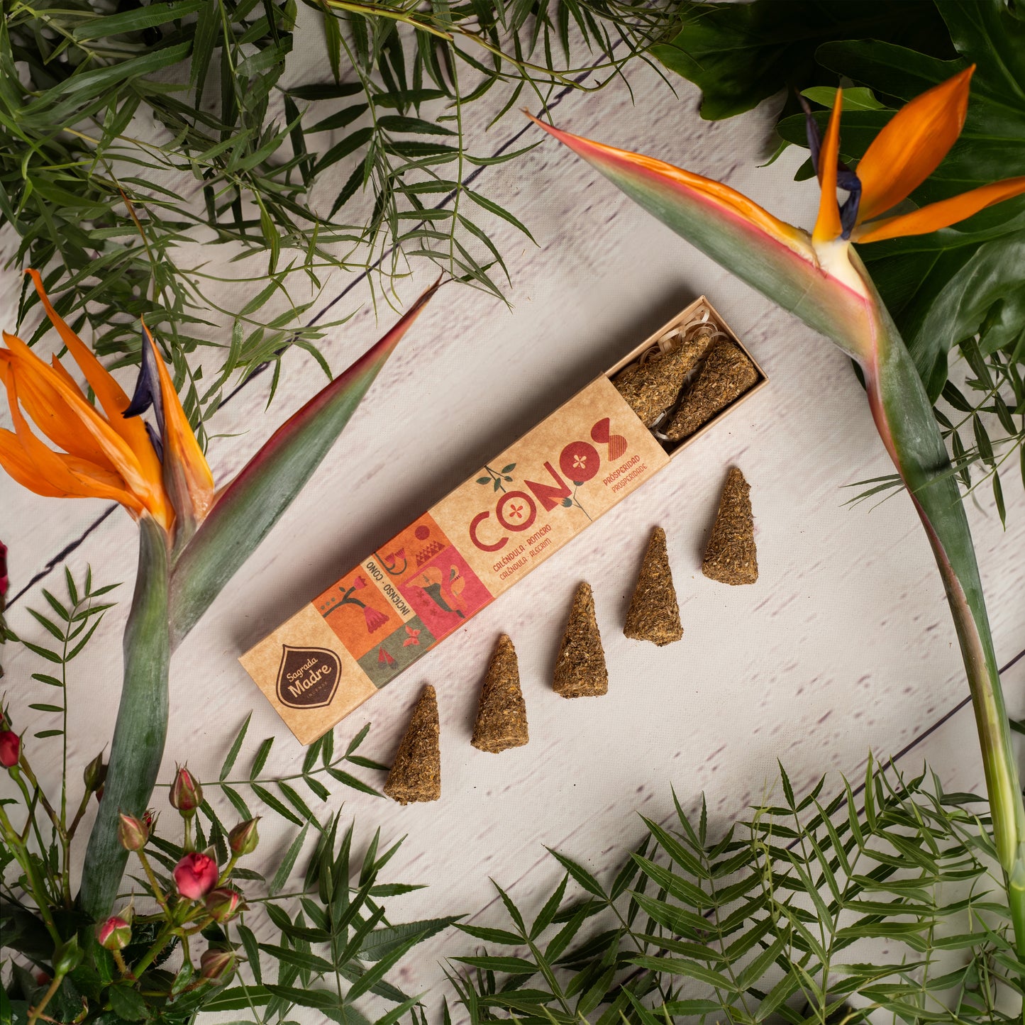 Conuri parfumate naturale cu Gălbenele și Rozmarin pentru prosperitate și succes (SAGRADA MADRE - Conos)