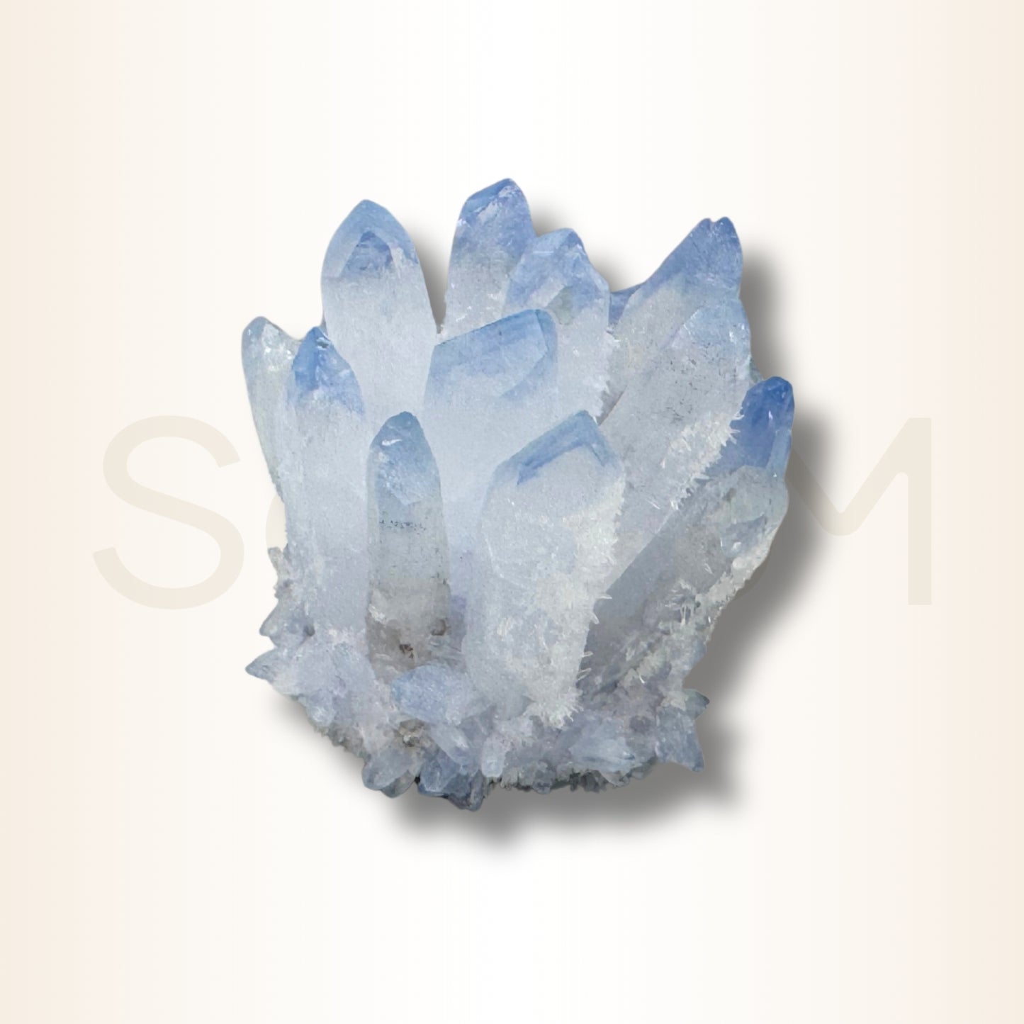 Cristal de Cuarț albastru pentru calm interior, comunicare clară și echilibru emoțional