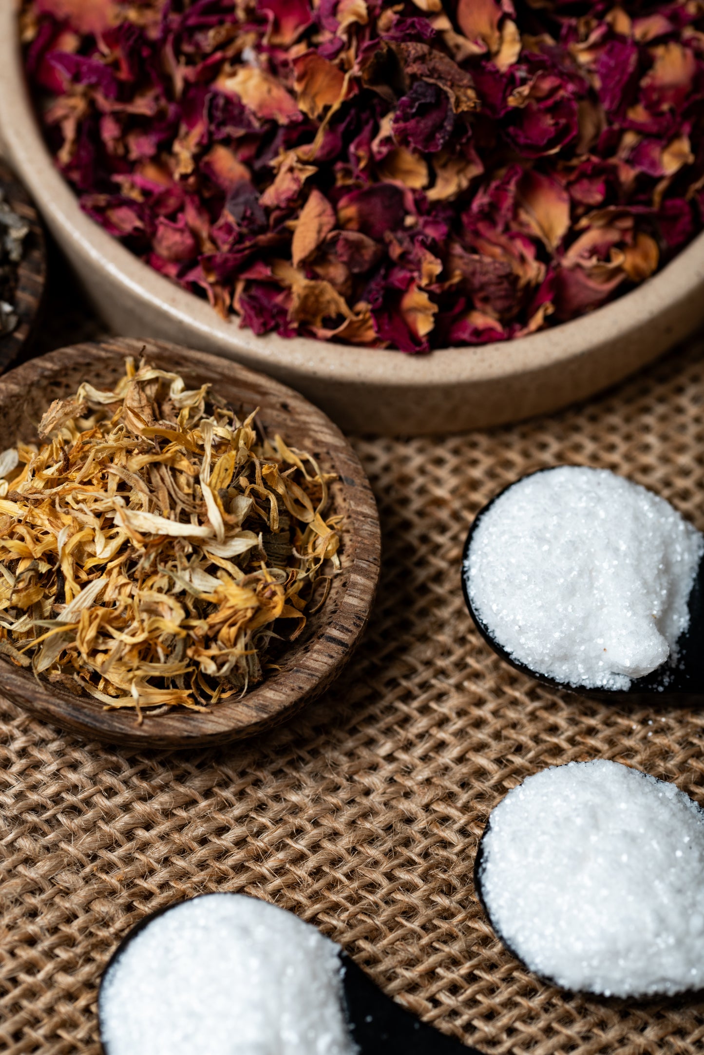 Kit baghete de smudging cu flori și ierburi aromatice (SAGRADA MADRE - Sahumitos x5)
