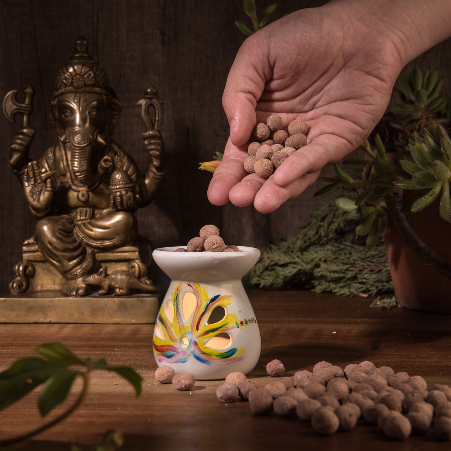 Perle aromatice cu Santal pentru introspecție (SAGRADA MADRE - Perlas Aromaticas)