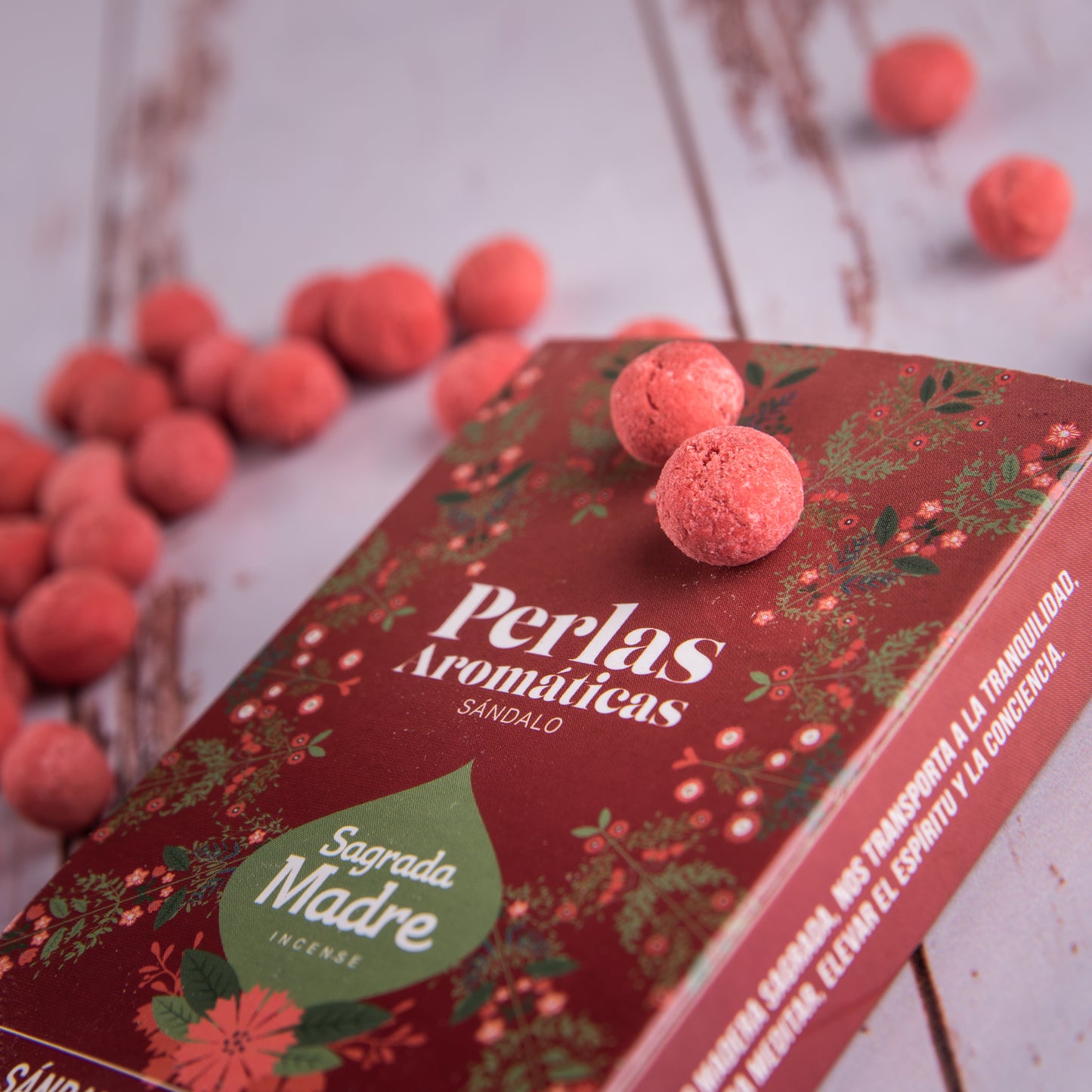 Perle aromatice cu Santal pentru introspecție (SAGRADA MADRE - Perlas Aromaticas)