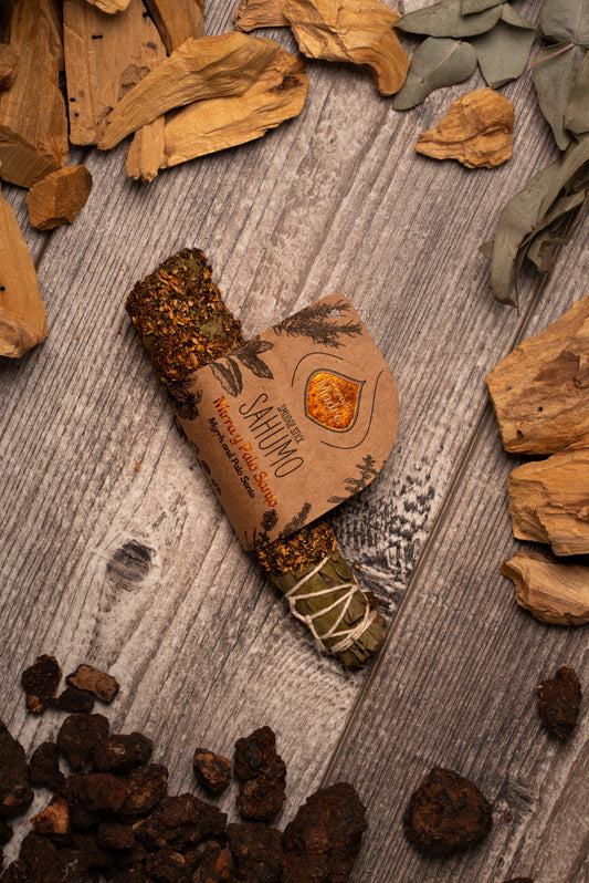 Baghetă de smudging cu Smirnă și Palo Santo pentru purificare și vindecare (SAGRADA MADRE - Sahumos)