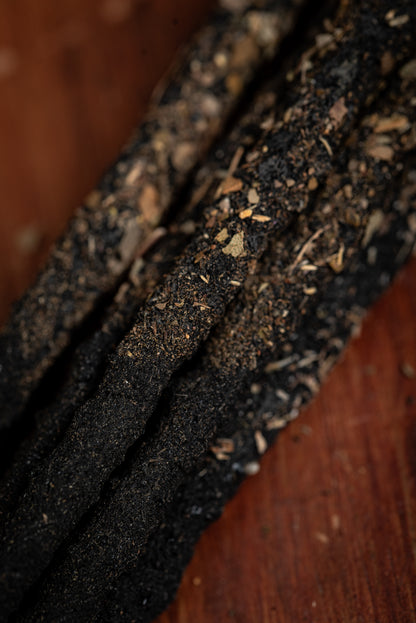 Bețișoare parfumate DUO cu Plante și Tămâie pentru noi începuturi și protecție (SAGRADA MADRE – Natural)