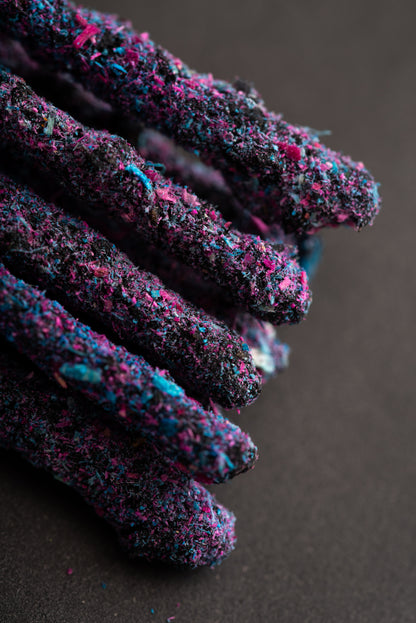 Bețișoare parfumate Jupiter cu Busuioc, Tămâie și Benzoin pentru dezvoltare personală și atragerea oportunităților (SAGRADA MADRE – Cosmos)