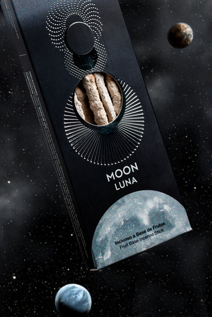 Bețișoare parfumate Luna cu Yagra pentru echilibru emoțional, intuiție și flux al abundenței (SAGRADA MADRE – Cosmos)