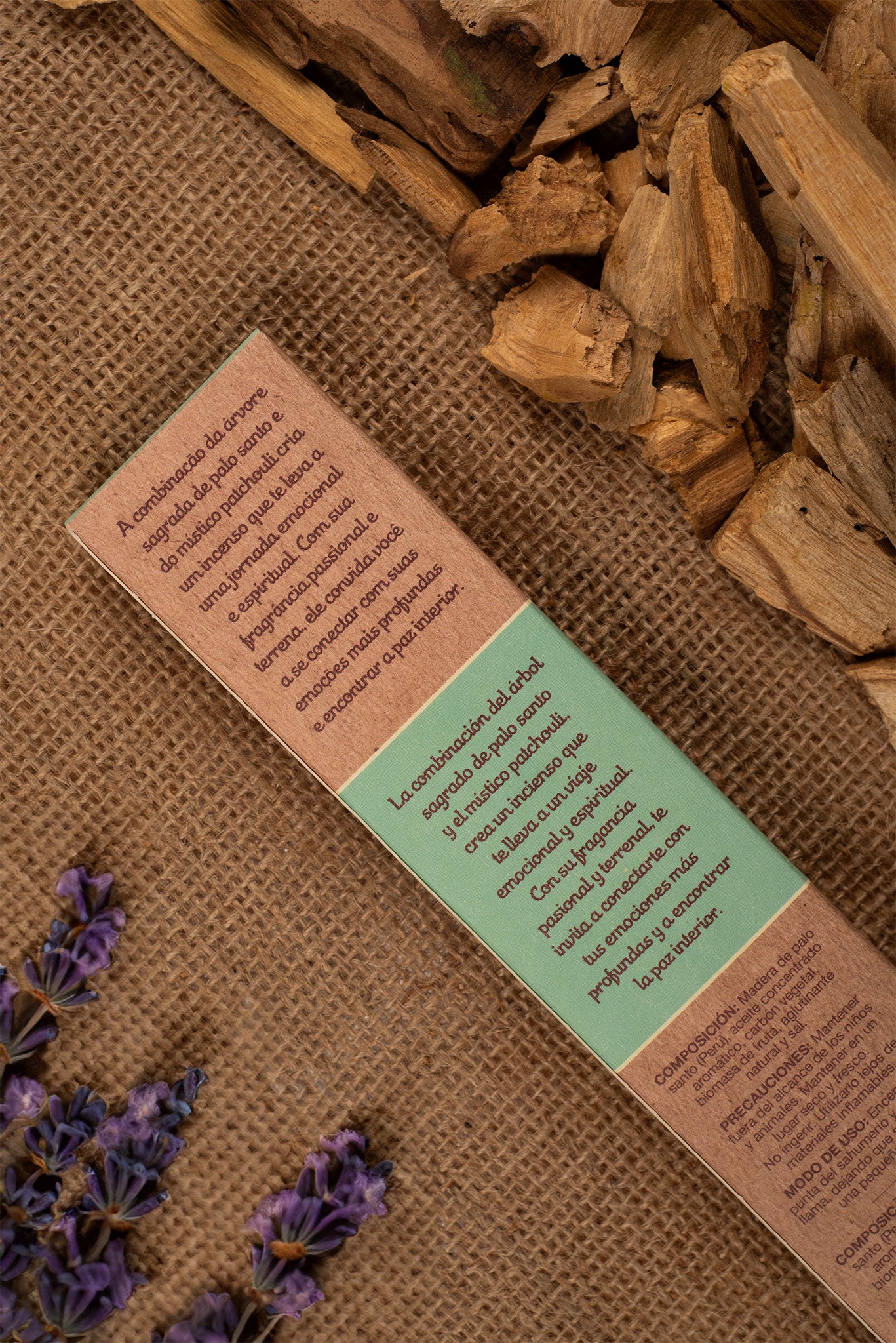 Bețișoare parfumate cu Palo Santo și Pachouli pentru curățare energetică și prosperitate (SAGRADA MADRE – Palo Santo Linea)