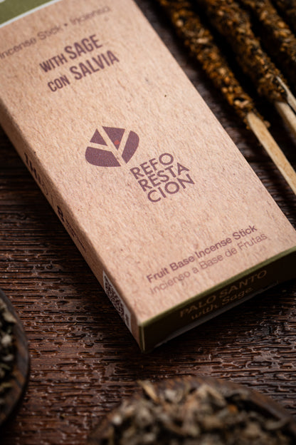 Bețișoare parfumate cu Palo Santo și Salvie pentru curățare energetică și purificare (SAGRADA MADRE – Palo Santo Linea)