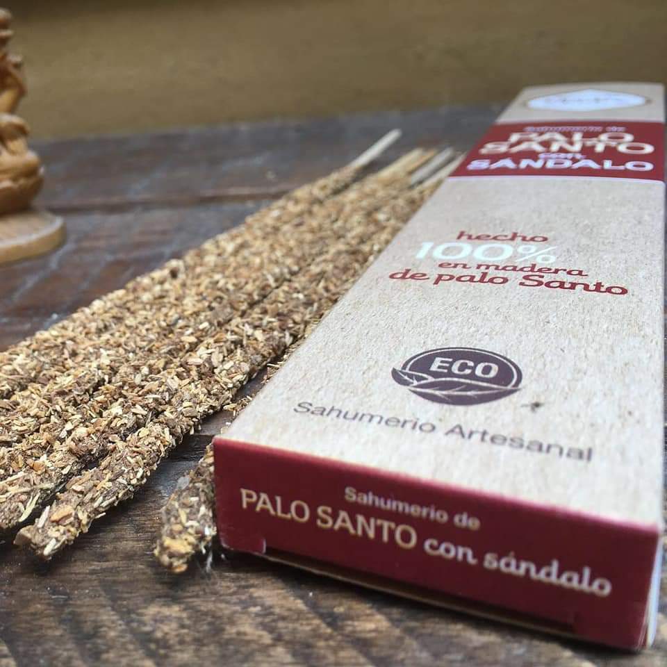 Bețișoare parfumate cu Palo Santo și Santal pentru introspecție și pace interioară (SAGRADA MADRE – Palo Santo Linea)