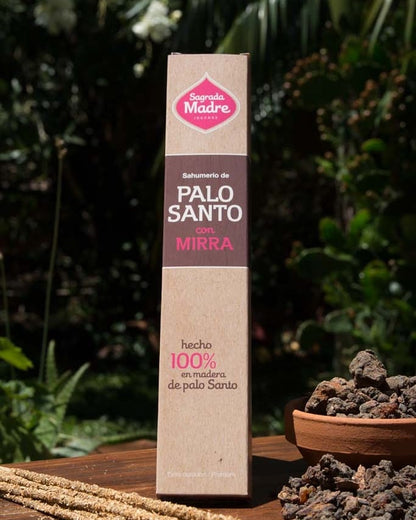 Bețișoare parfumate cu Palo Santo și Smirnă pentru vindecare și protecție (SAGRADA MADRE – Palo Santo Linea)