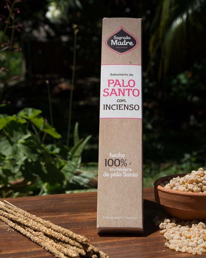 Bețișoare parfumate cu Palo Santo și Tămâie pentru curățare energetică și vindecare (SAGRADA MADRE – Palo Santo Linea)