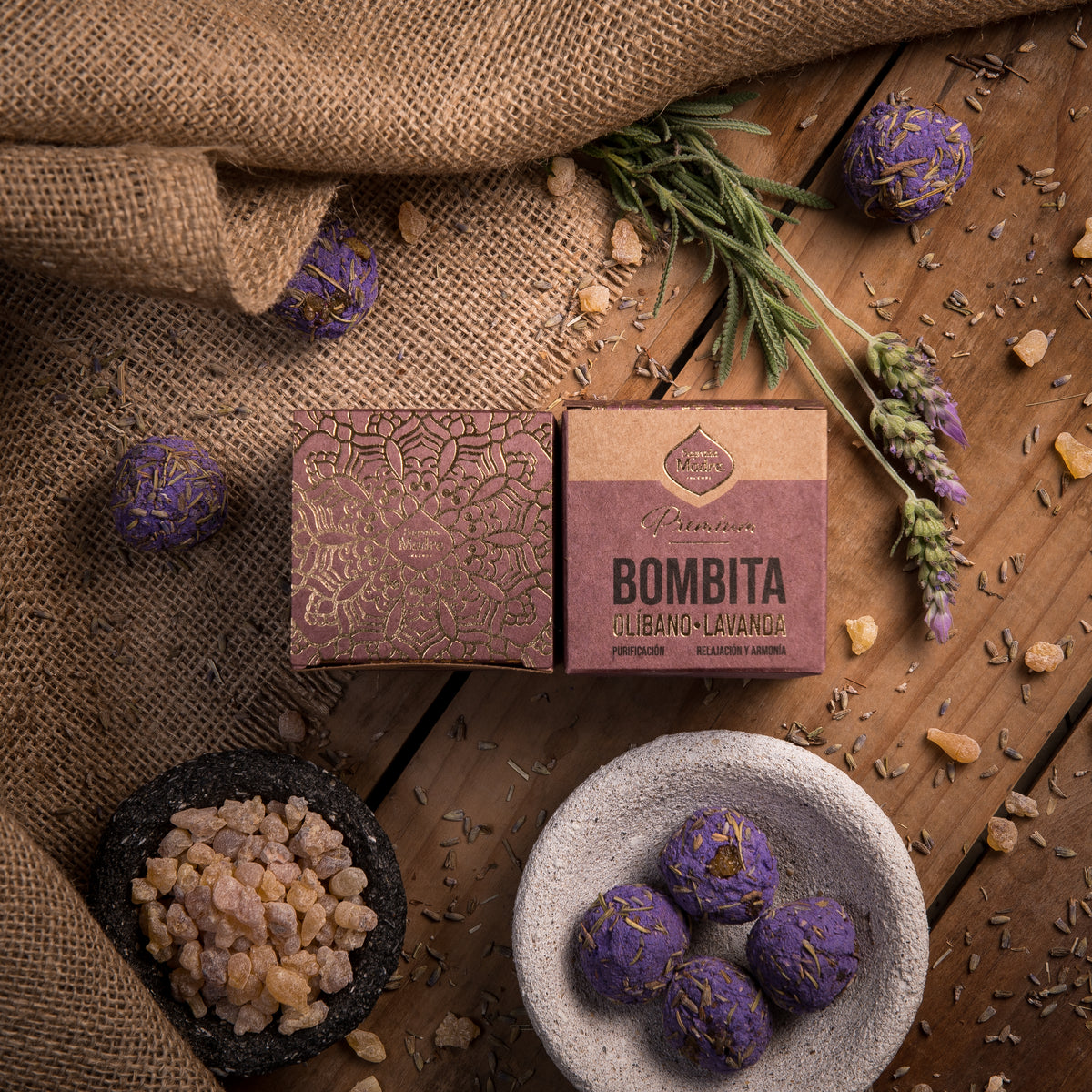 Bombe de fumigație Premium x8 cu Tămâie și Lavandă pentru relaxare profundă (SAGRADA MADRE - Bombitas Defumacion Premium)
