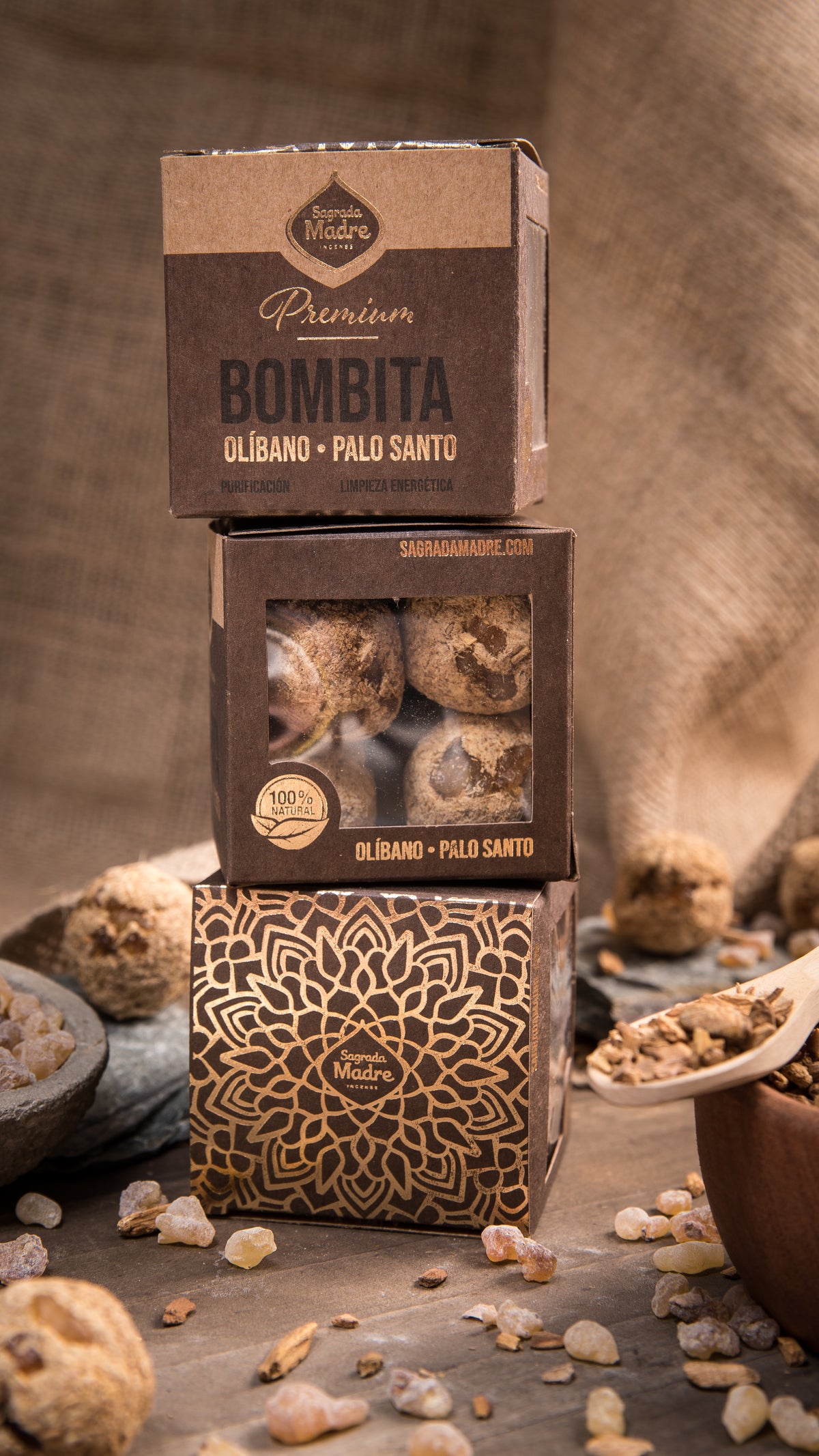 Bombe de fumigație Premium x8 cu Tămâie și Palo Santo pentru curățare energetică și purificare (SAGRADA MADRE - Bombitas Defumacion Premium)