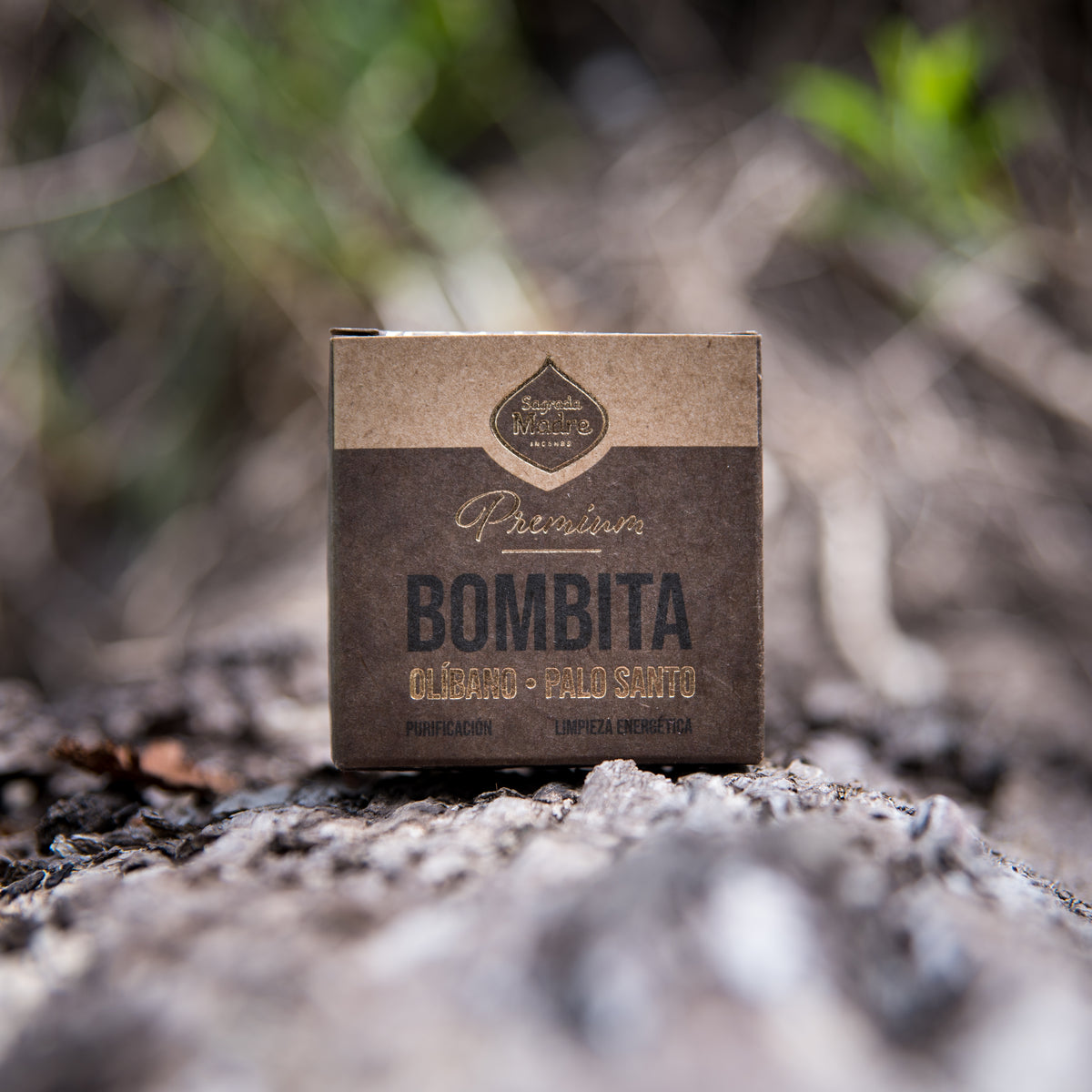 Bombe de fumigație Premium x8 cu Tămâie și Palo Santo pentru curățare energetică și purificare (SAGRADA MADRE - Bombitas Defumacion Premium)
