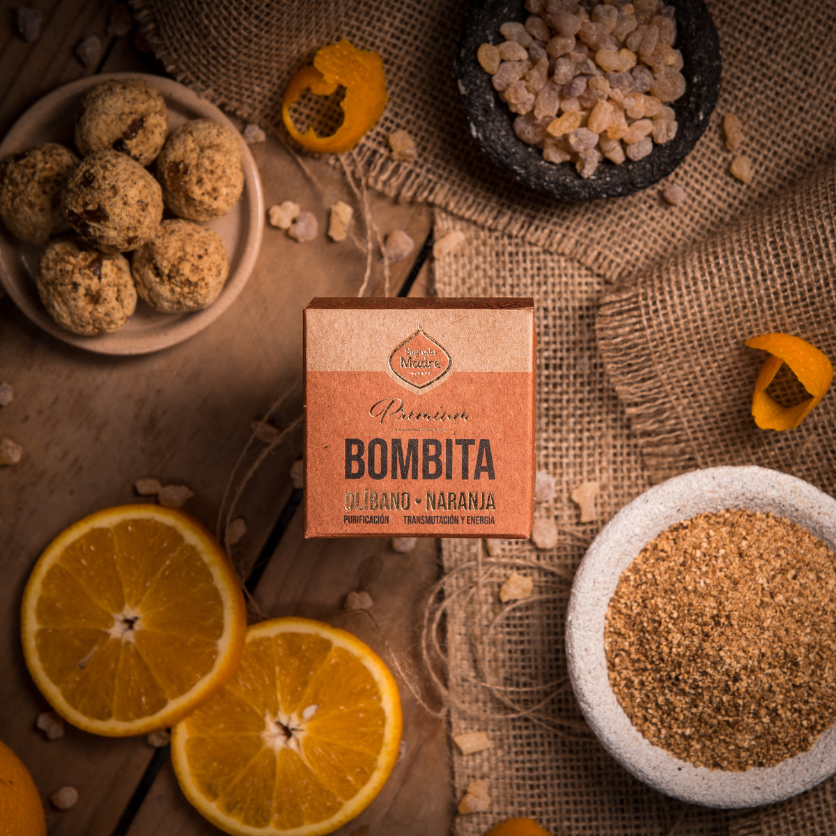 Bombe de fumigație Premium x8 cu Tămâie și Portocală pentru revitalizare și creativitate (SAGRADA MADRE - Bombitas Defumacion Premium)