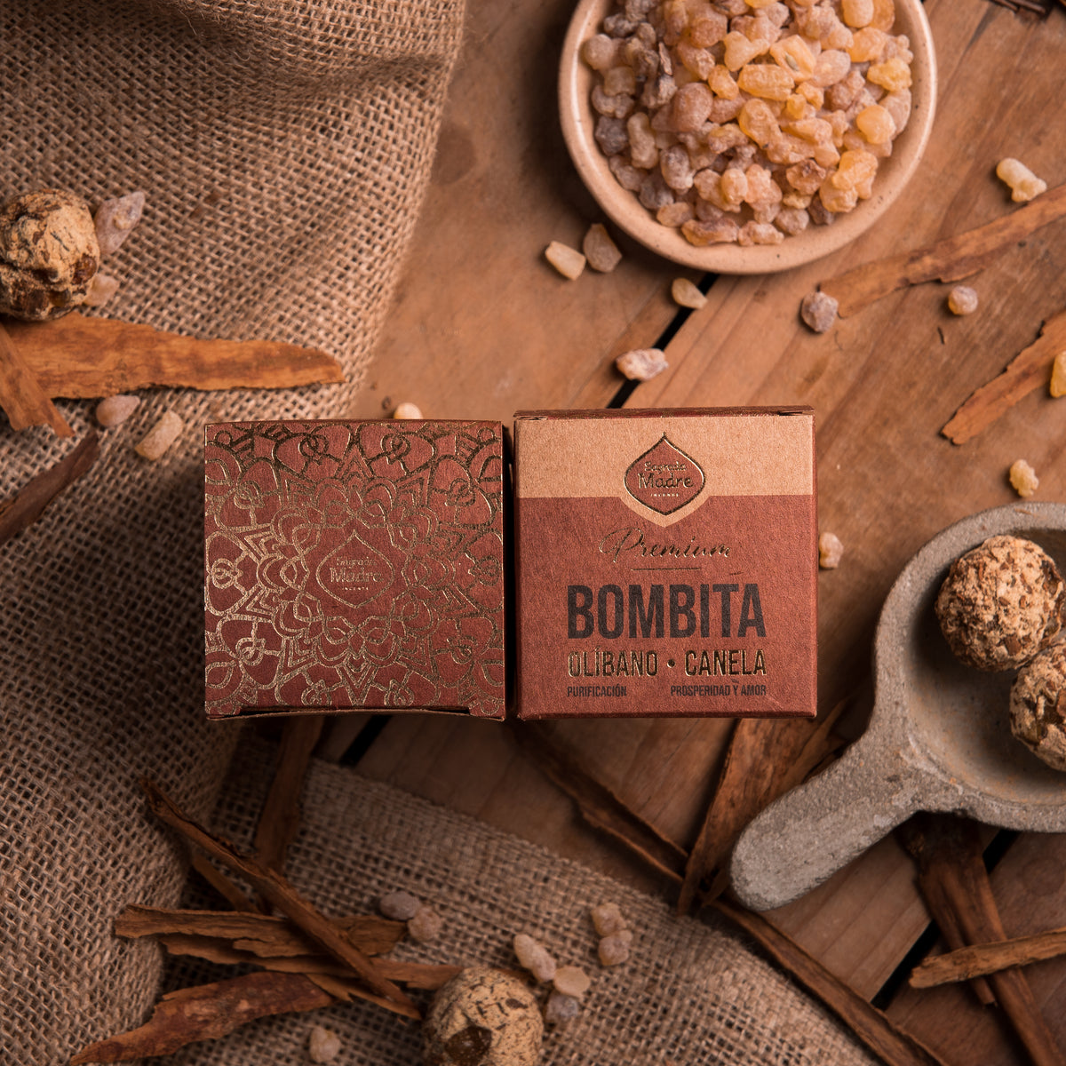 Bombe de fumigație Premium x8 cu Tămâie și Scorțișoară pentru atragerea banilor și a iubirii (SAGRADA MADRE - Bombitas Defumacion Premium)