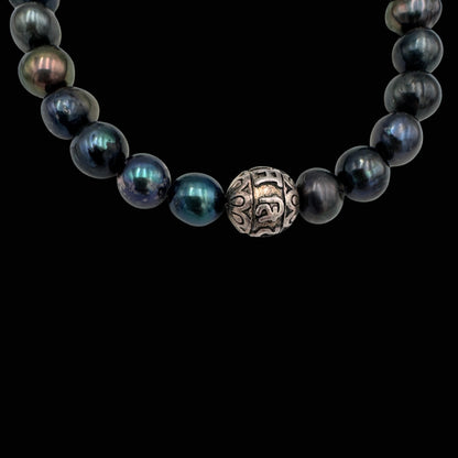 Brățară cu mantra Om Mani Padme Hum și Perle negre pentru protecție și compasiune