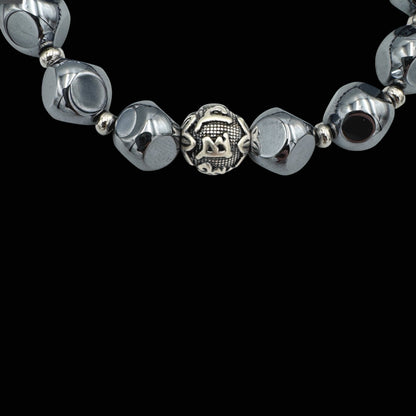 Brățară cu mantra Om Mani Padme Hum și cristale mari de Terahertz pentru protecție, claritate și echilibru mental