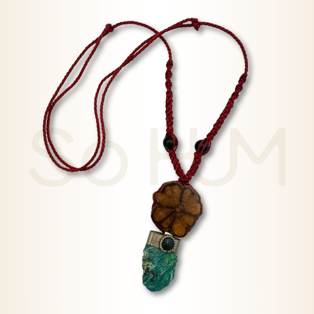 Colier cu Lemn de Ayahuasca și Amazonit pentru curaj, echilibru și comunicare armonioasă