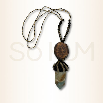 Colier cu Lemn de Ayahuasca și Amazonit pentru curaj, echilibru și comunicare armonioasă