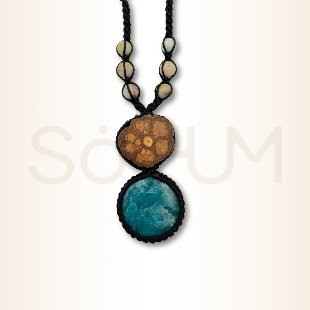 Colier cu Lemn de Ayahuasca și Apatit pentru comunicare clară, încredere și eliberarea blocajelor emoționale