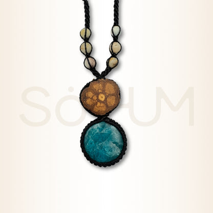 Colier cu Lemn de Ayahuasca și Apatit pentru comunicare clară, încredere și eliberarea blocajelor emoționale