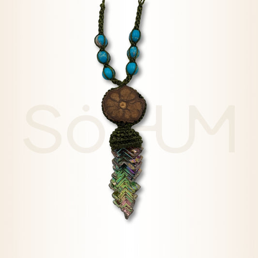 Colier cu Lemn de Ayahuasca și Bismut pentru transformare, claritate mentală și aliniere interioară