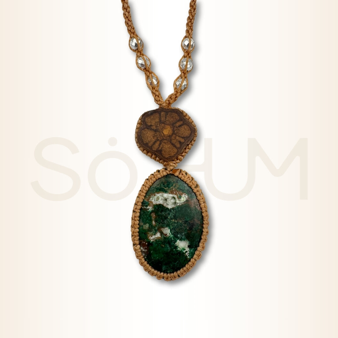Colier cu Lemn de Ayahuasca și Crisocola pentru vindecare emoțională, calm și echilibru interior