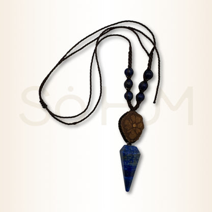Colier cu Lemn de Ayahuasca și Lapis Lazuli pentru înțelepciune interioară, claritate și protecție energetică