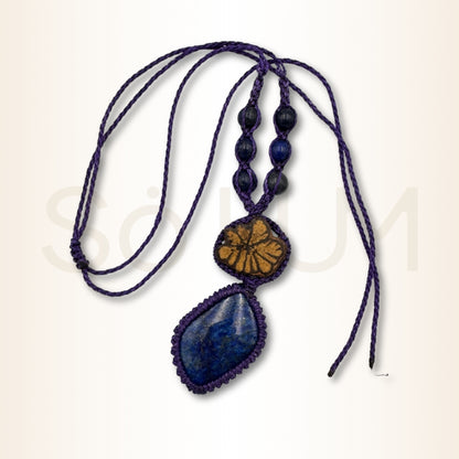 Colier cu Lemn de Ayahuasca și Lapis Lazuli pentru înțelepciune interioară, claritate și protecție energetică