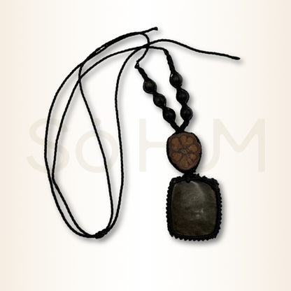 Colier cu Lemn de Ayahuasca și Obsidian Auriu pentru claritate interioară și protecție energetică