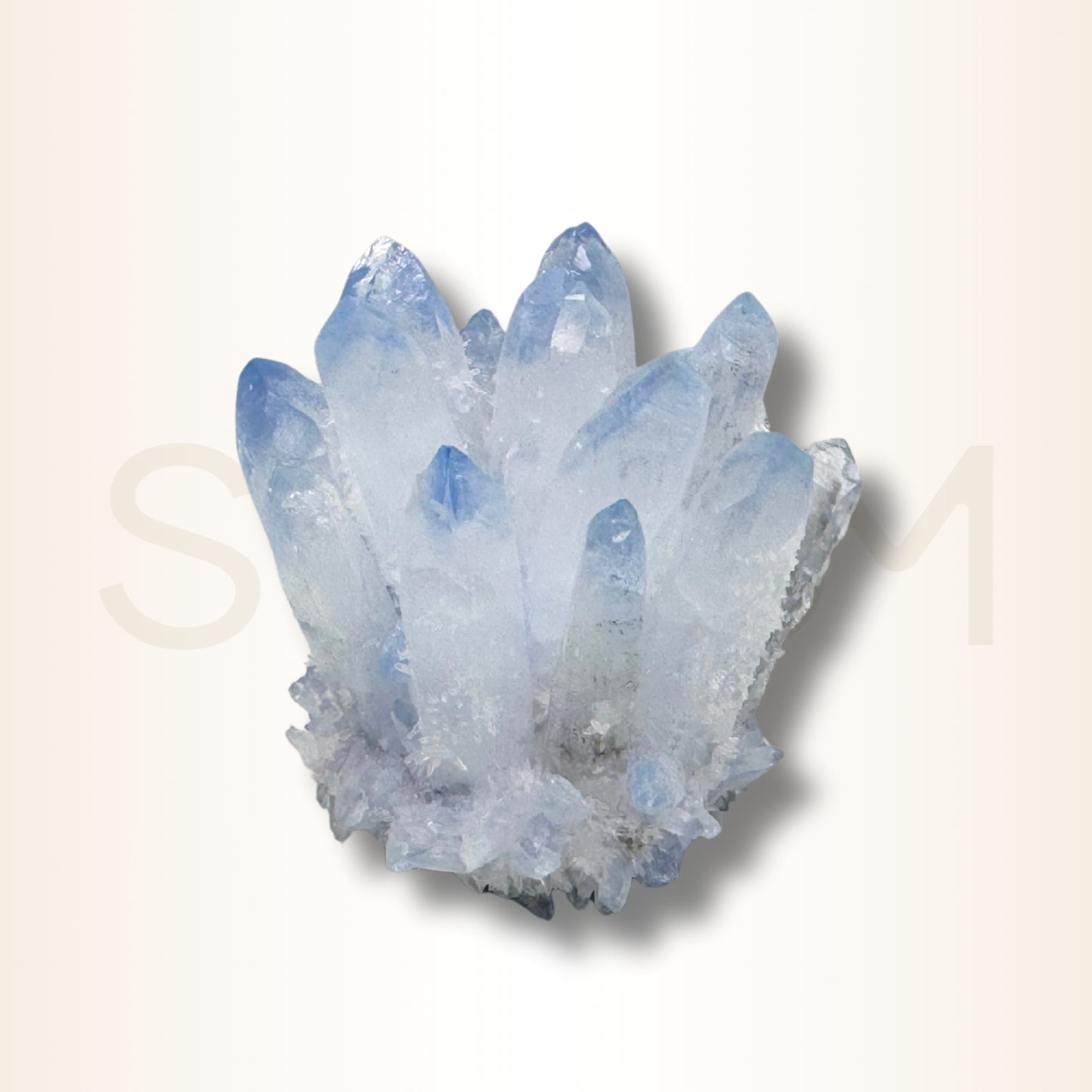 Cristal de Cuarț albastru pentru calm interior, comunicare clară și echilibru emoțional