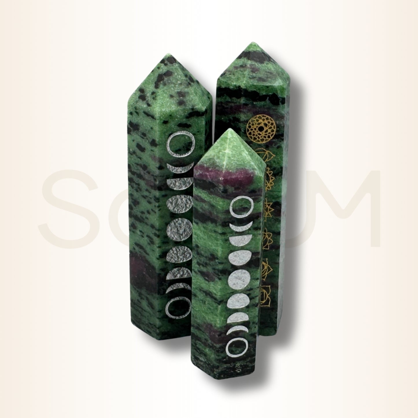 Obelisc din Zoisit pentru transformare interioară și regenerare energetică