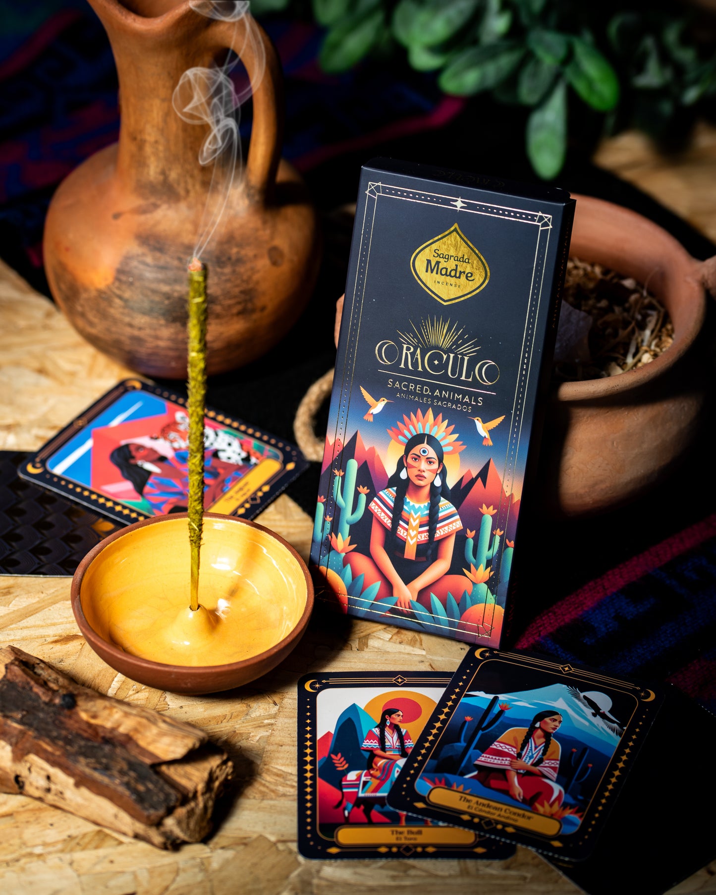 Oracolul Animalelor Sacre cu bețișoare parfumate naturale (SAGRADA MADRE – Oráculo)