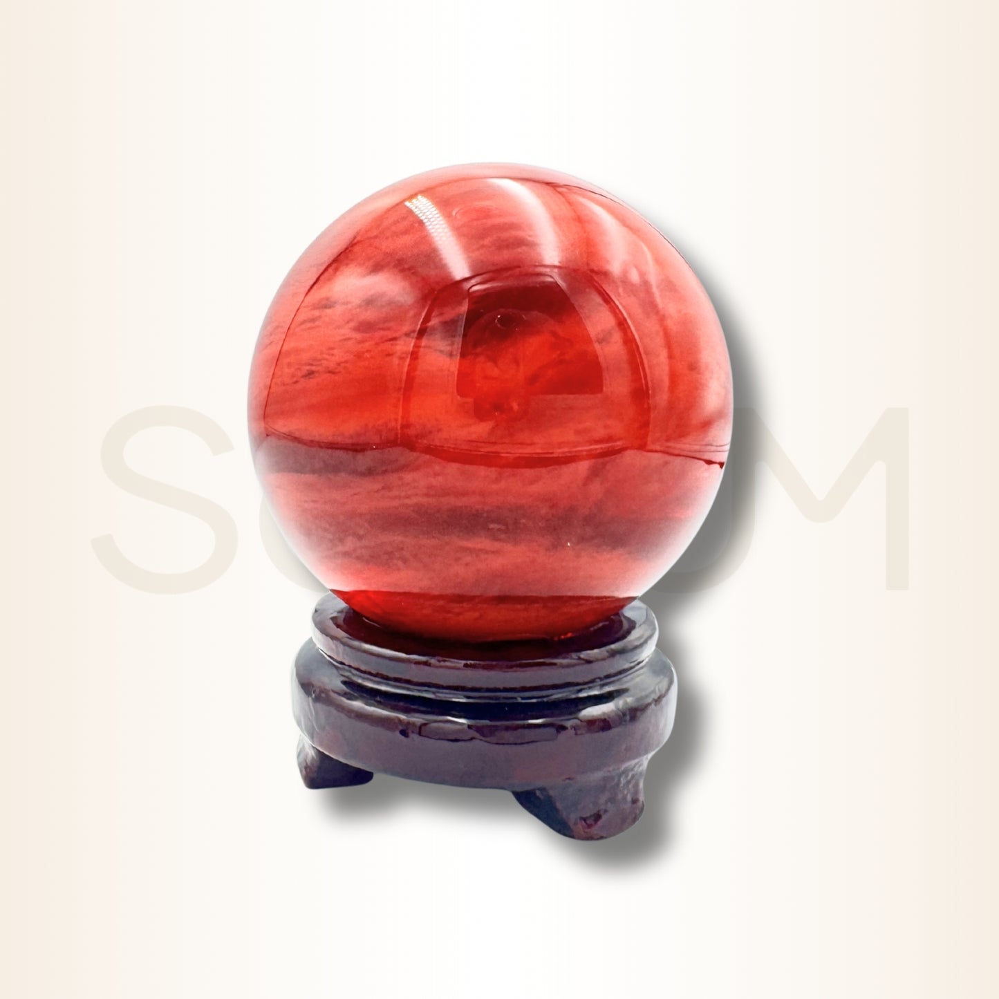 Sferă roșie de cristal pentru noroc de succes